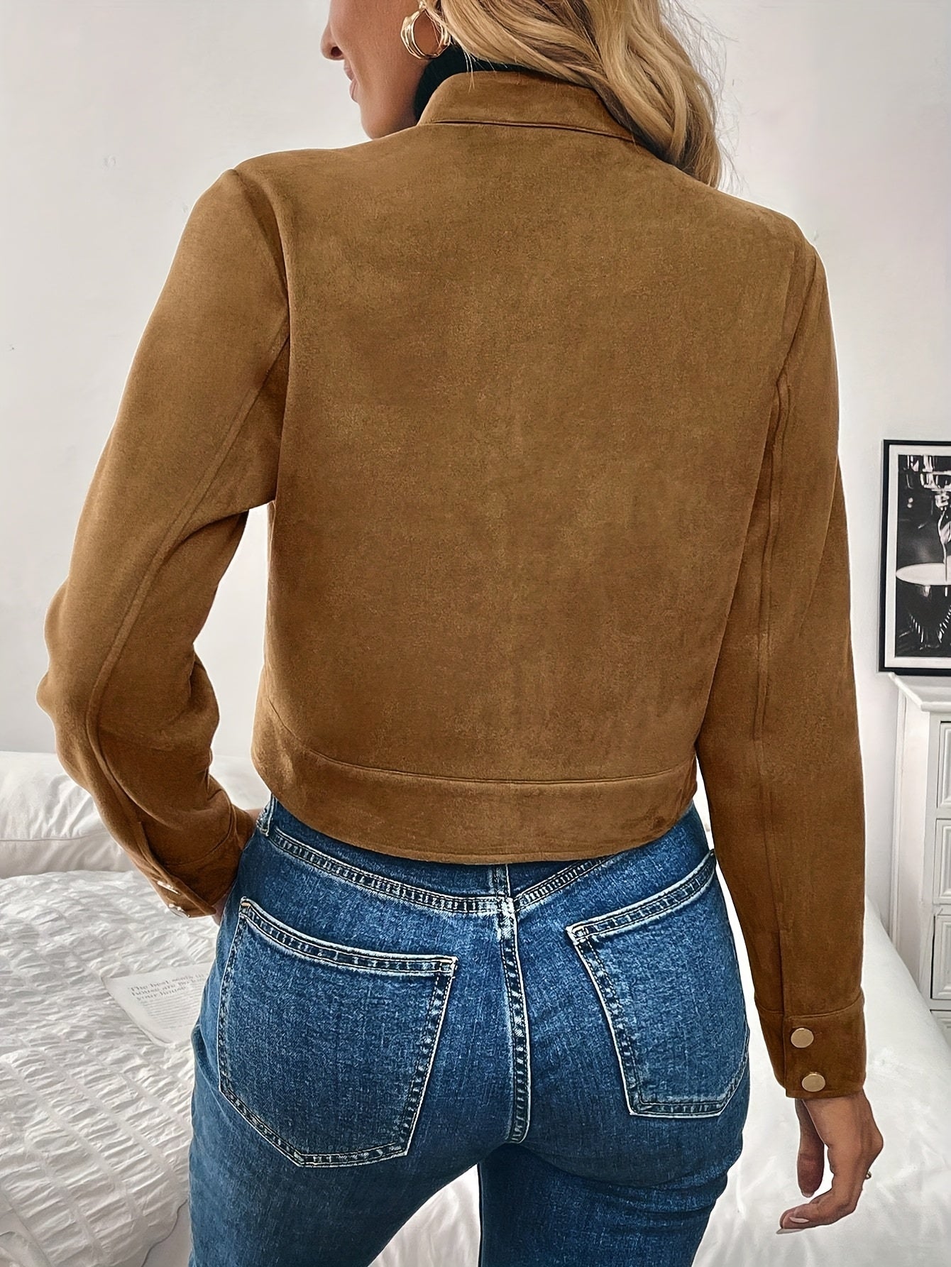 Dam Mockajacka Cropped